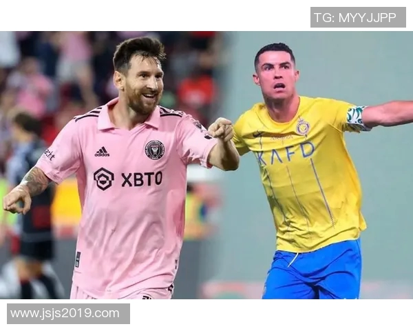 梅西与C罗的传奇对决与足球历史的巅峰时刻解析 梅西与C罗的传奇对决与足球历史的巅峰时刻解析