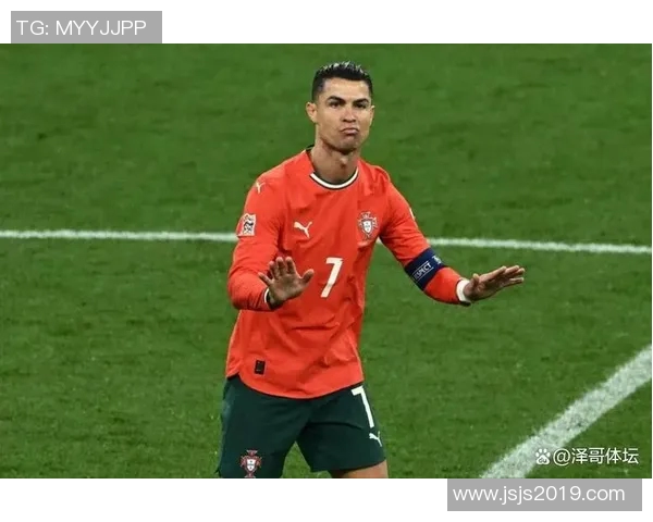 加拿大足球明星背后隐藏的家族故事揭示了他与传奇人物的血脉传承 加拿大足球明星背后隐藏的家族故事揭示了他与传奇人物的血脉传承