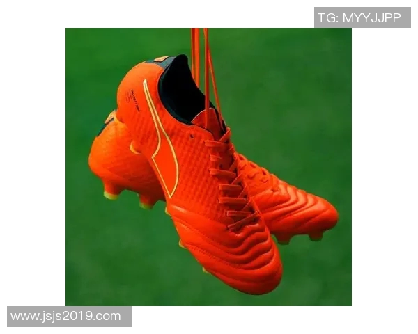 足球鞋球星代言品牌盘点 各大品牌背后的传奇人物揭秘